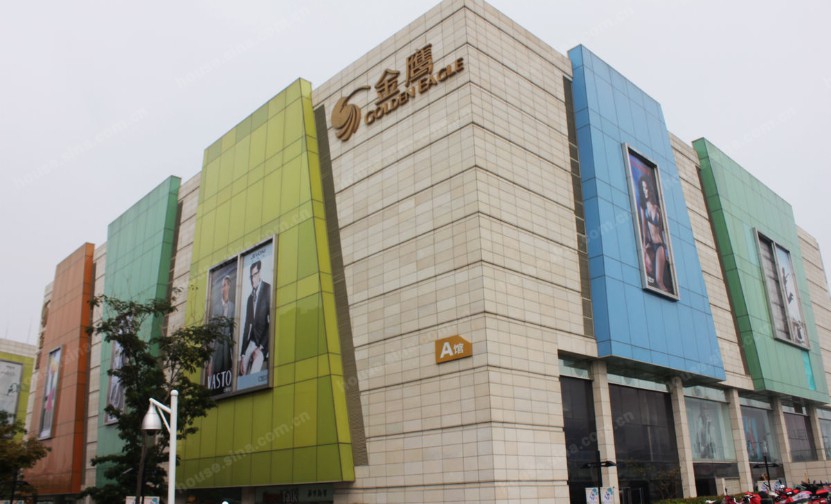 万荣金鹰奥莱城